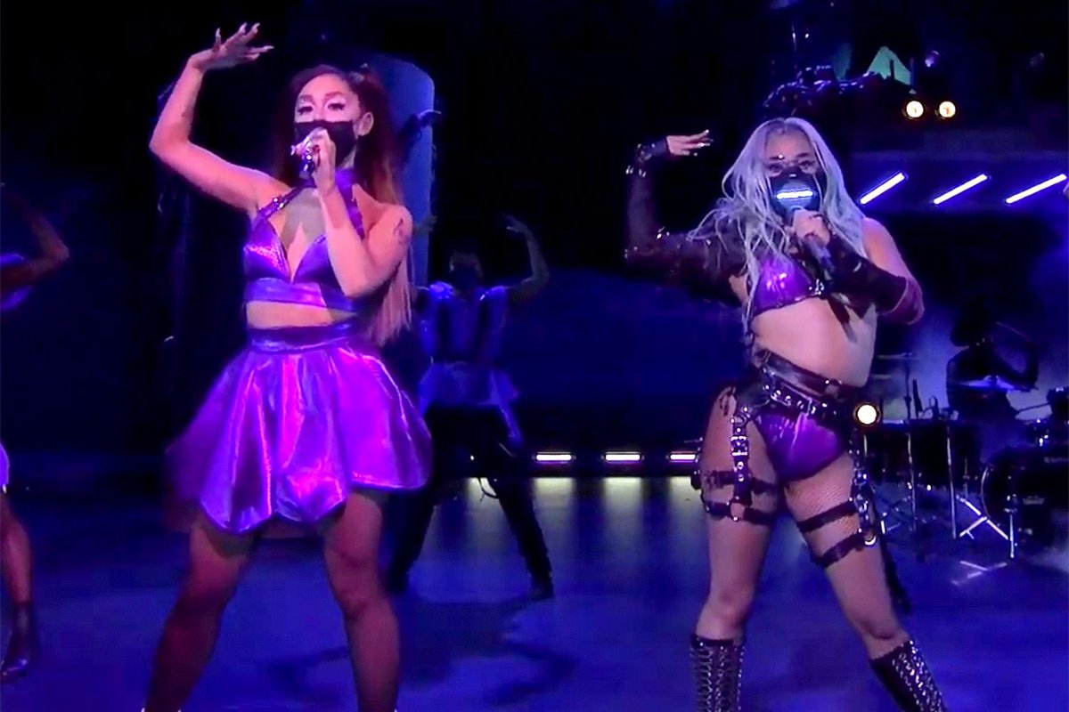g1rlinthebubble's tweet photo. IM CALLING IT LADY GAGA IS GONNA BE THERE NEXT! https://t.co/sNcfTT1l1b