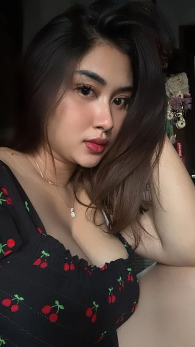 secretlovvve's tweet photo. send yr trib https://t.co/kYf0nlvzHh