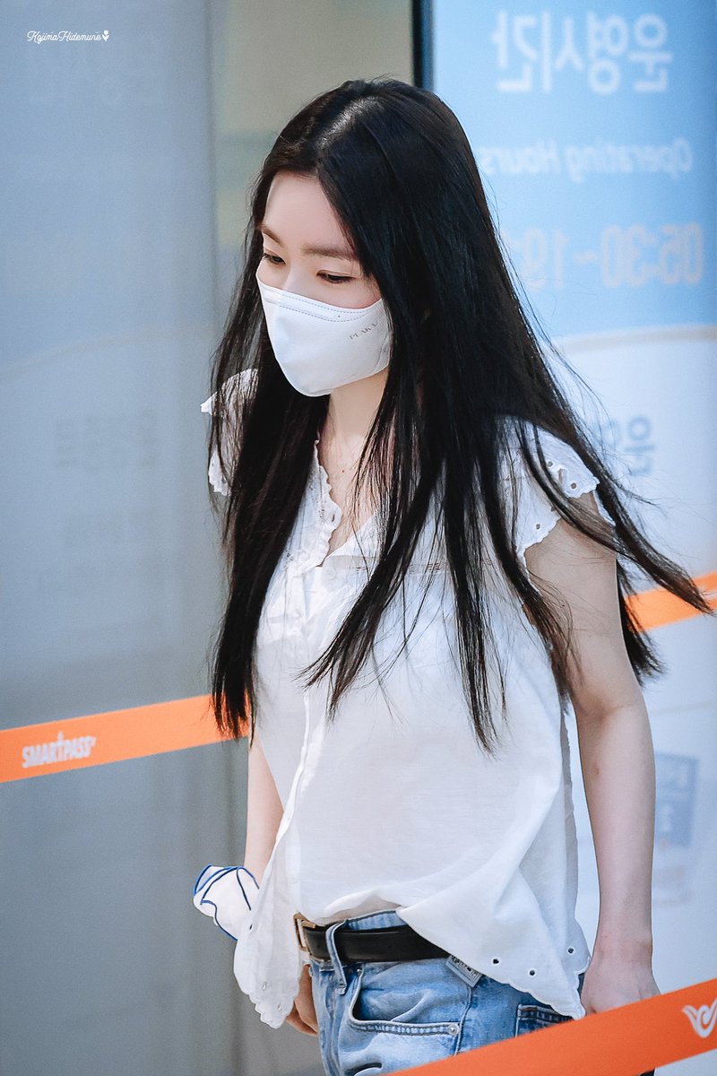 KHidemune00's tweet photo. 𝟸𝟼𝟶𝟽𝟷𝟽 𝐈𝐂𝐍 𝐃𝐞𝐩𝐚𝐫𝐭𝐮𝐫𝐞 🛫

#IRENE #아이린 https://t.co/NdR6B3G8HF