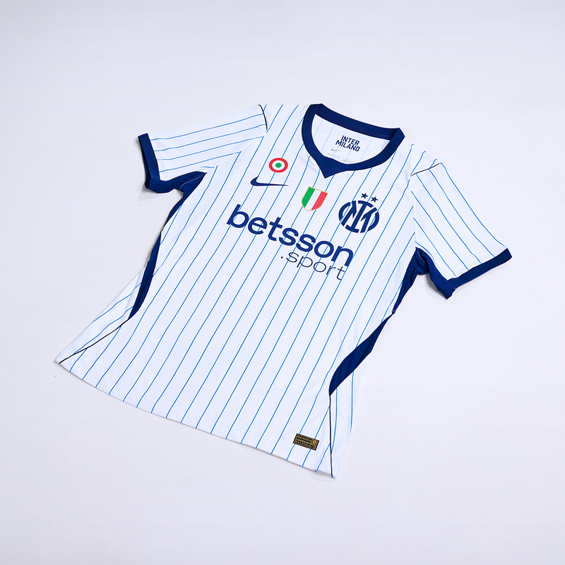 brfootball's tweet photo. Inter drop their new baseball inspired away kit ⚾️ https://t.co/Q7DIYsZ38v