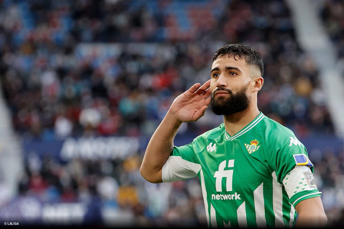 GremioTimeLine's tweet photo. Camisa 10: Livres no Mercado! 

James Rodriguez, Lorenzo Pelegrini, Coutinho e Nabil Fekir. 

Trabalha, @Gremio https://t.co/QSap5pdTvS