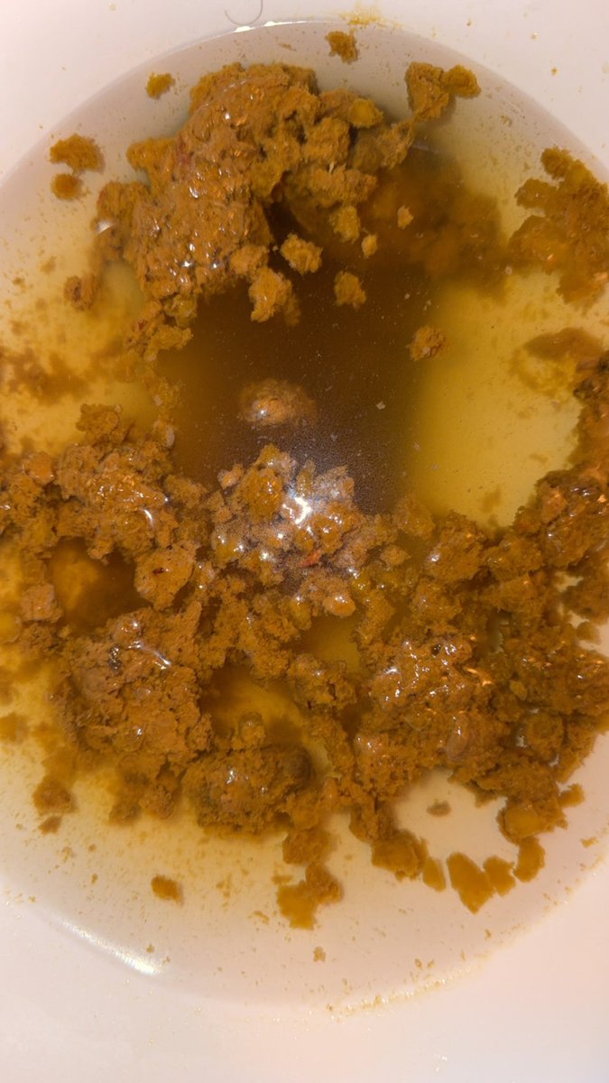 footdemon3's tweet photo. This my doodoo milkshake #scat #ebonytabooo #fart #farts #shit #dookie #dookiebutt #ass #booty https://t.co/5pLAqge8tr