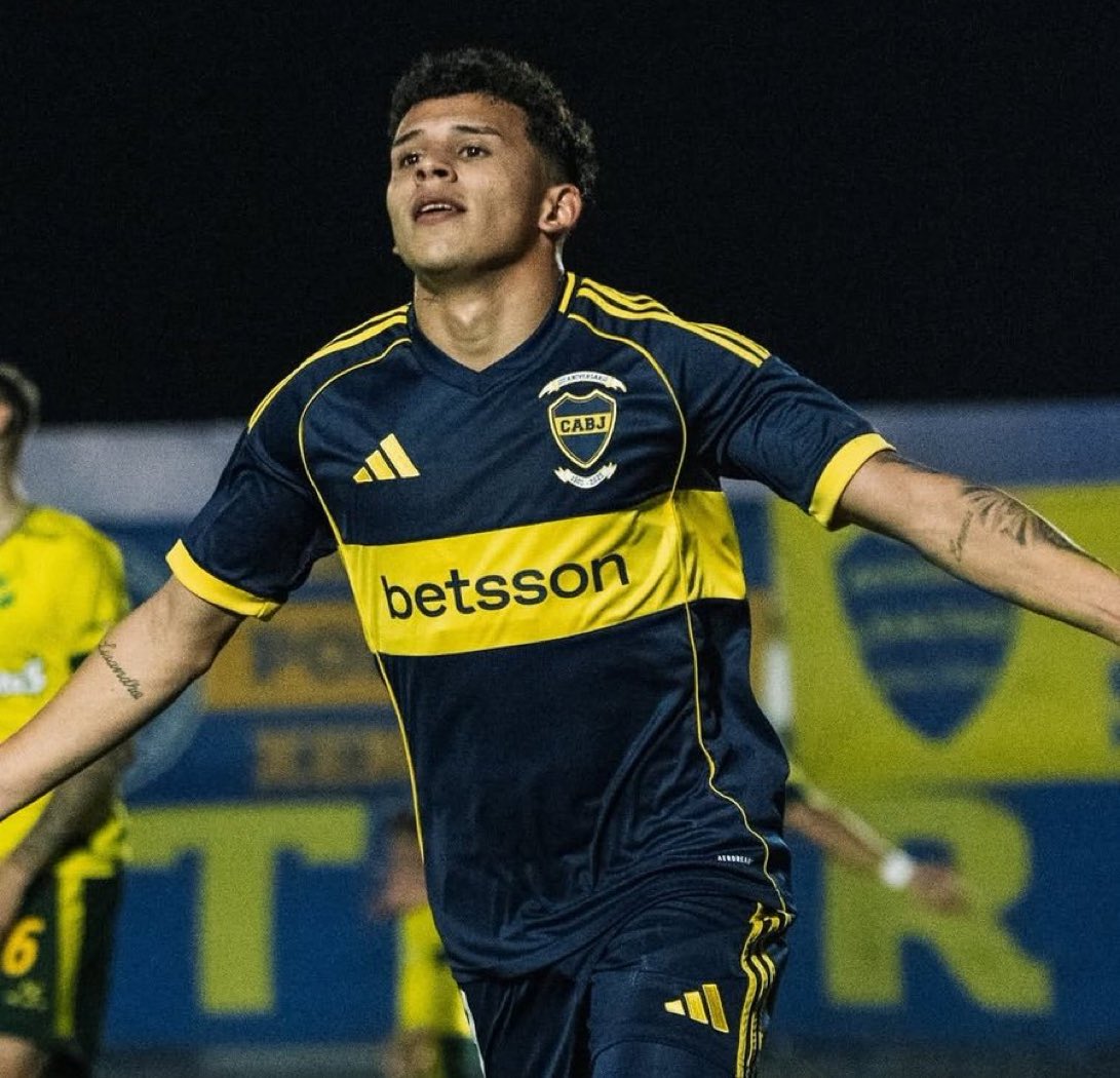 FacuuFlocco's tweet photo. El más peligroso de Boca. Leonel Flores. 19 años. https://t.co/UiCv8JHysQ