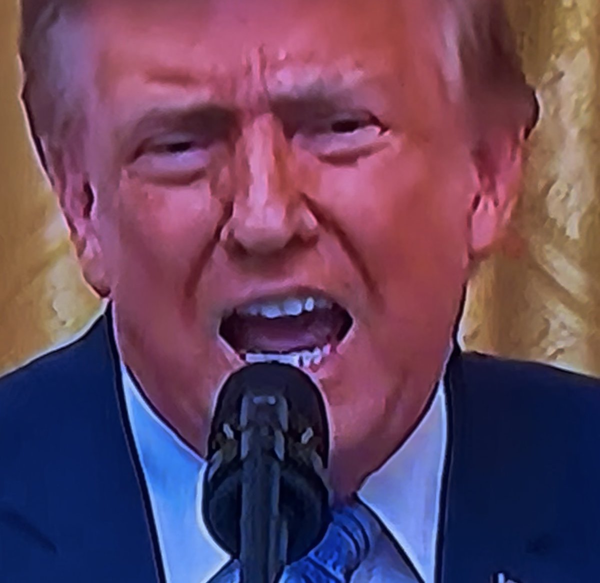 jacquie_rn's tweet photo. WTF was that speech 😂
I understand dementia Trump
But this was 😵‍💫. Hard to follow
But basically he’s pissed off that the same foreign interference that he benefitted from in 2016 worked against him in 2020 and he wants the save act passed NOW so interference benefits him again https://t.co/wCNENugZ3H