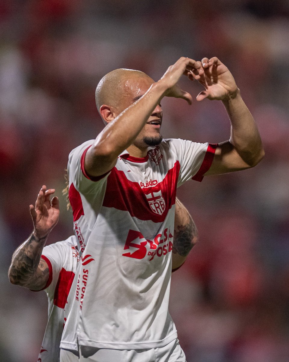 CRBoficial's tweet photo. GALO EU TE AMO! 🫶🏽❤️

+3 pontos muito importantes. Seguimos! 

📸 Francisco Cedrim https://t.co/Baz25gHpU3