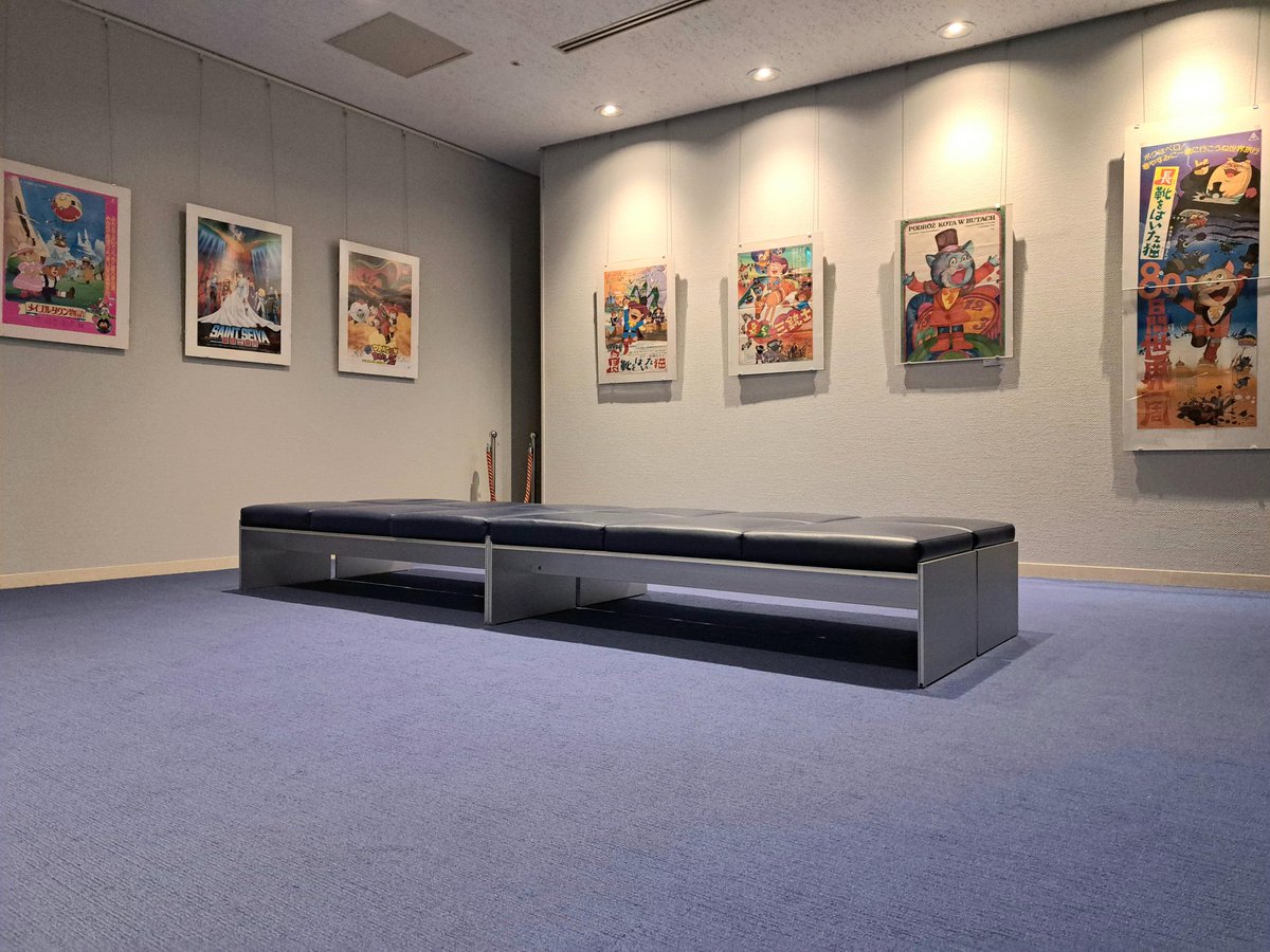 NFAJ_PR's tweet photo. いよいよ7月21日（火）に開幕の「フィルムでみよう！東映アニメーション」に向けて、2F劇場ロビーにポスターを設置しました。ご来場の際はどんなポスターが展示されているかお楽しみに！
（2Fロビーは、鑑賞チケットをお持ちの方が入れます。） 
#フィルムで東映アニメ https://t.co/JyyxxxpFl0