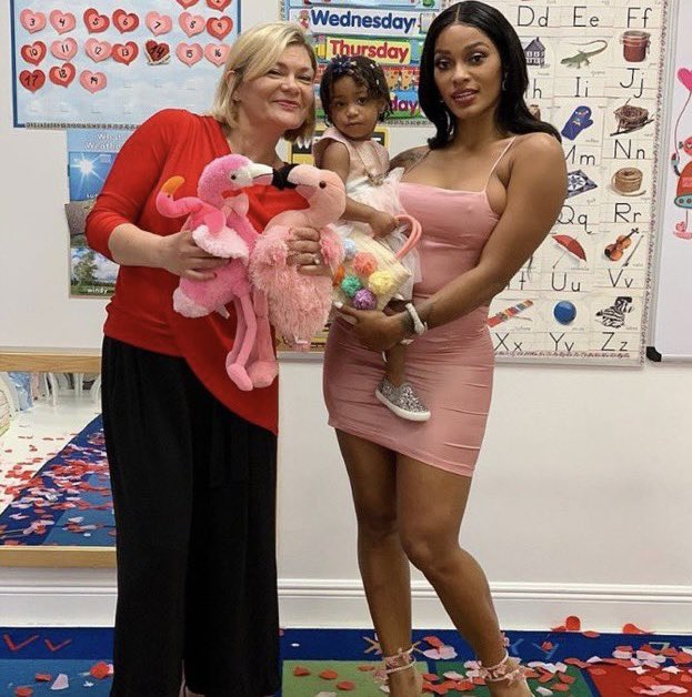ReddCinema's tweet photo. I still be thinking about Joseline showing up to her daughters school like this… https://t.co/byA7FVIb0u