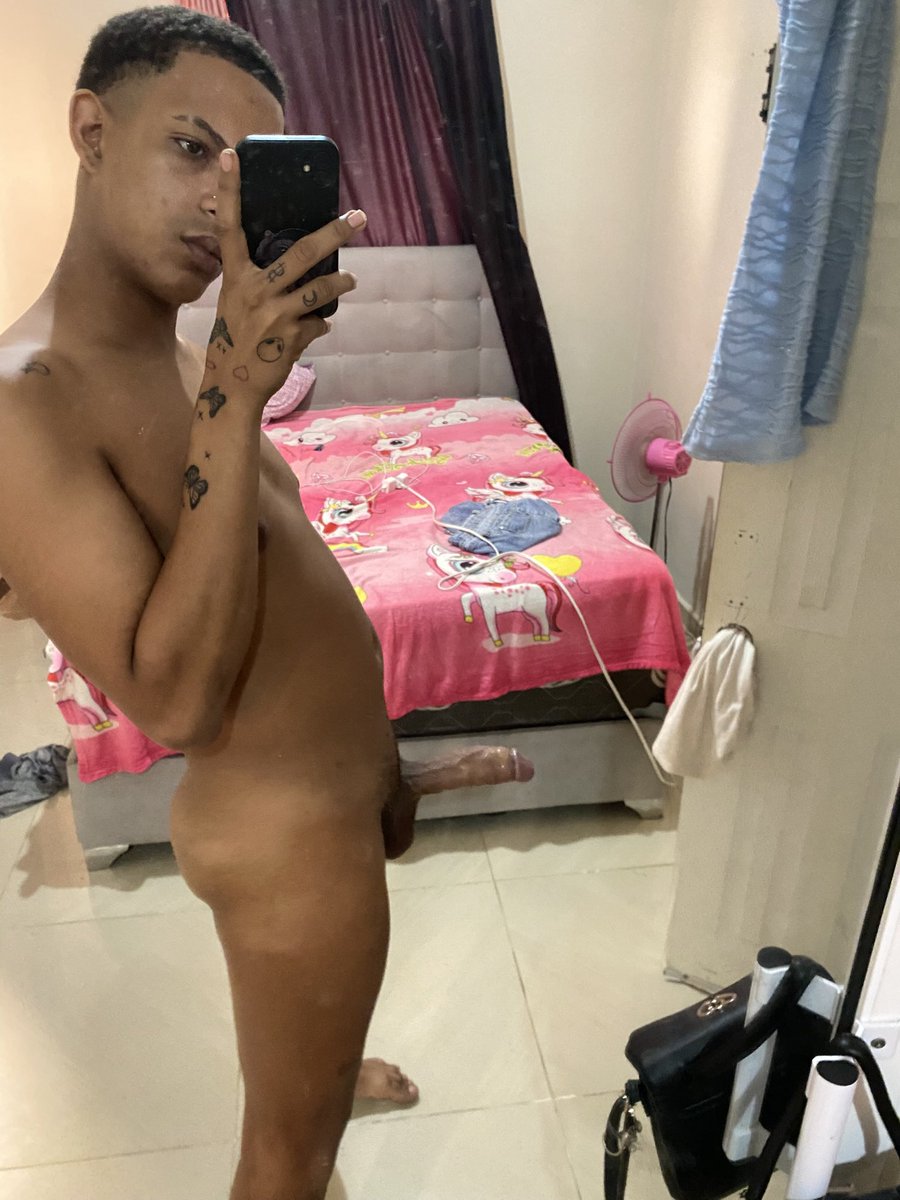 JasonMarti18's tweet photo. Nuevo por acá! 👅
RtxRt.
Quien me lo mama? 💦 https://t.co/cTtBk1lKVa