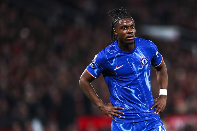 justicescarfac3's tweet photo. BlueCo, please bring Manu Kone in, i NEED to see him compete with Lavia. Not for CDM spot, for the spot at Chelsea medical room, this battle will feed generations 😍😍 https://t.co/v9Dz6ZoPPH