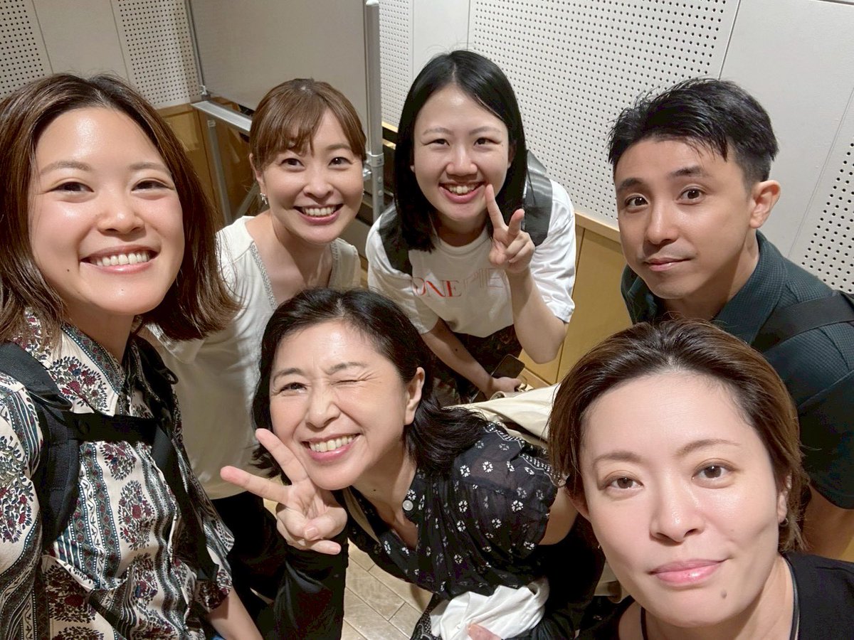 Asagaonoshizuku's tweet photo. 【 稽古場レポート！ 】

8/2(日)17:00公演のDチーム！
2004年に組んだメンバーですが、毎回それぞれが、新鮮に感じながらお芝居をしていて作品がイキイキしています。
きっと8/2にはさらに素敵な公演になると思います！
是非観にいらしてください😊

＃アサガオの雫 #クラウドファンディング https://t.co/T5uZqpUJG5