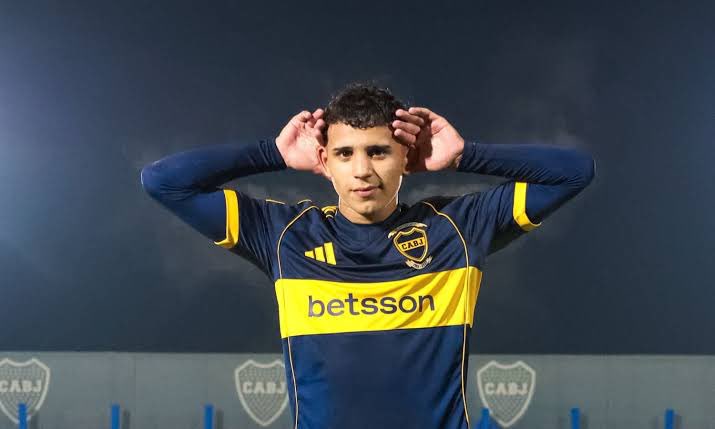Virrey__'s tweet photo. Debut oficial y gol. Partidazo de Leonel Flores. https://t.co/5jccBLh9Te