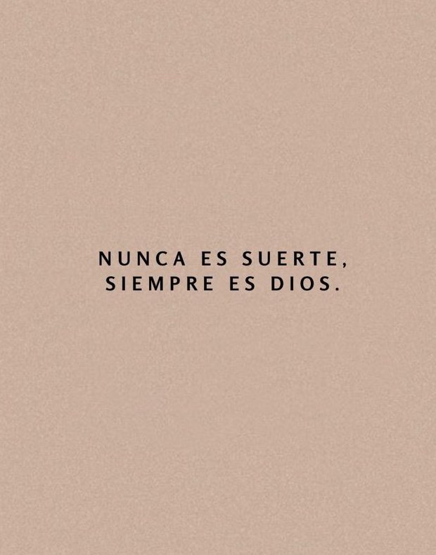 Bibliaenlinea's tweet photo. Nunca es suerte, siempre es Dios. https://t.co/tRokonP64g