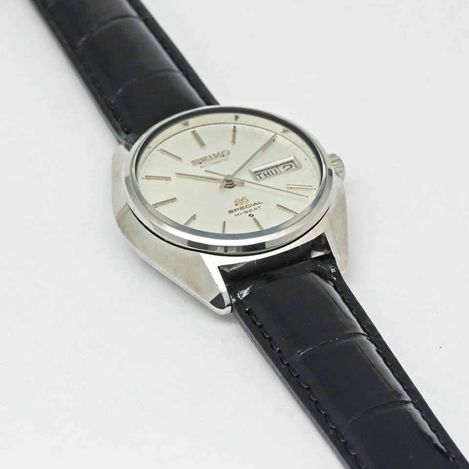 kyotoya78's tweet photo. 1970年に発売された、#グランドセイコー「#61GS スペシャル Ref.6156-8000(Cal.6156A)」が入荷しました。
本モデルは、#毎秒10振動 36,000振動/時の #ハイビートムーブメント を搭載した #61GSシリーズ の中でも、特別な調整が施された「#スペシャル」仕様です。
https://t.co/AAiujeIwfL https://t.co/MjPBMzY26c