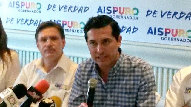 Sallvatoree's tweet photo. #Durango | Héctor Flores Ávalos, exsecretario general de gobierno durante la administración de #Aispuro, tramitó un amparo, aunque no especifica contra cual acto de autoridad, podría ser contra cualquier detención u orden de aprehensión. #Noti12 https://t.co/Nj9bho3Avw