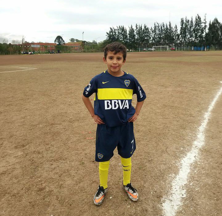 panele69's tweet photo. @la12tuittera disculpa si te coji pero así es el futbol champagne https://t.co/XxZCNH9VRQ