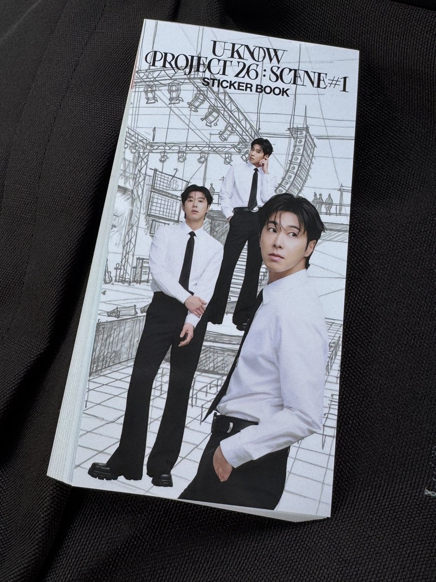 applepiehih's tweet photo. 스티커 투명,유광아트지 두가지로 14매 구성에 15000원인거 진짜 좋아서 하나 더 살것..
알찬구성에 가격도 넘 좋다. 굿즈에 돈쓰면서 이렇게 신난거 너무 오랜만이야..🎉옵바가 굿즈 신경 많이 쓰셨다더니 정말로 감동이야요🫶

#UKNOW_PROJECT26 
#UKNOW_CONCERT_TOUR https://t.co/UqV1xZKHEi