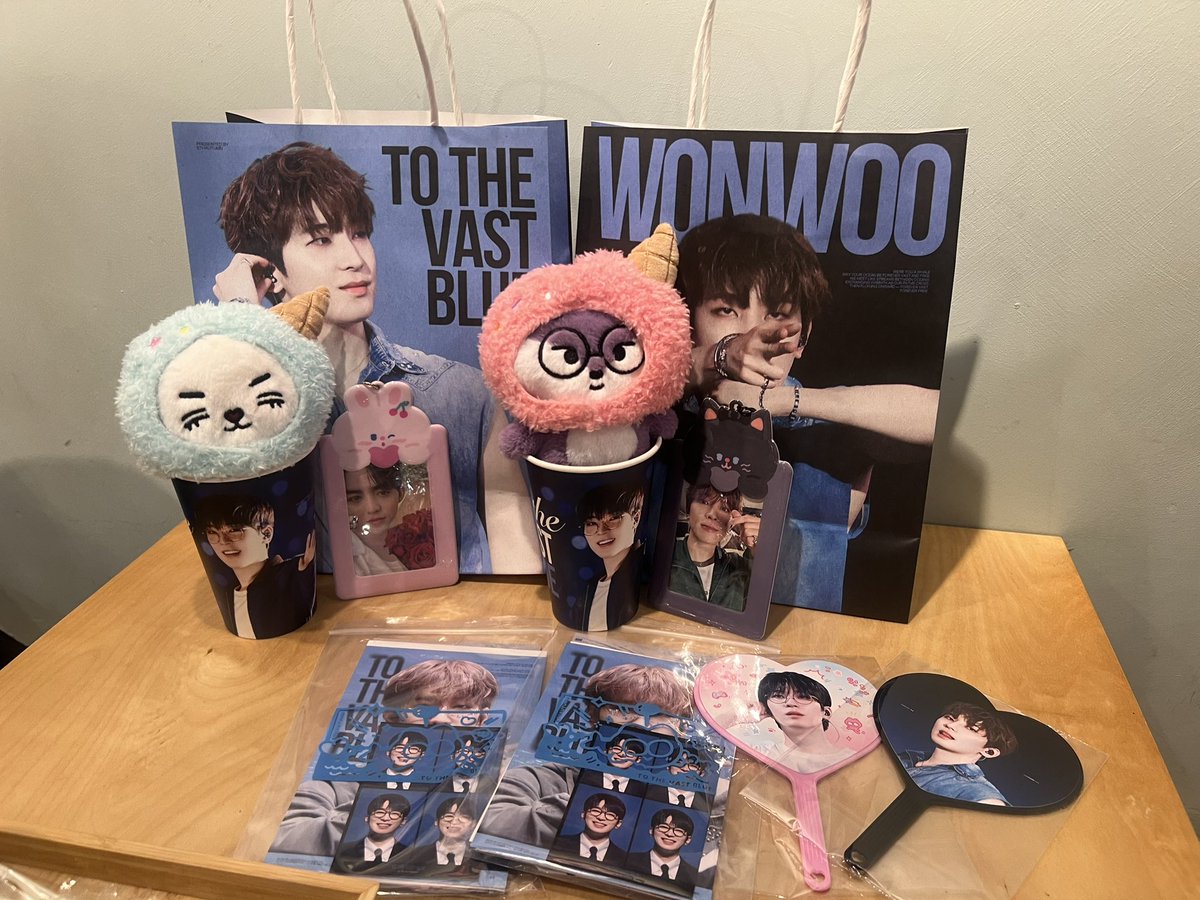 kt_______m's tweet photo. 先着特典ゲット♡ https://t.co/KQ32sFkWIh