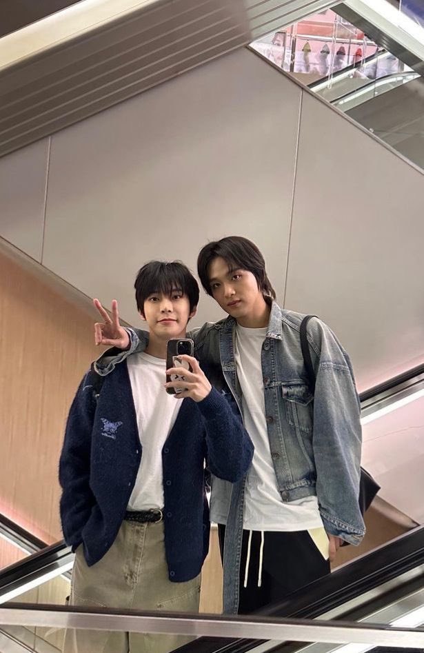 urfavvleehaenie's tweet photo. พิ่โดยองเห็นยัง45555555555555 นี่ฟคให้เลือกพร้อมกับอาหารที่น้องชอบมากๆๆๆเลยนะ น้องแฮชานเลือกพิ่โดยองอะㅠㅠㅠㅠㅠ คิดถึงพิ่เขามากเลยดิยัยเร้ก https://t.co/IzTSSTHlr2