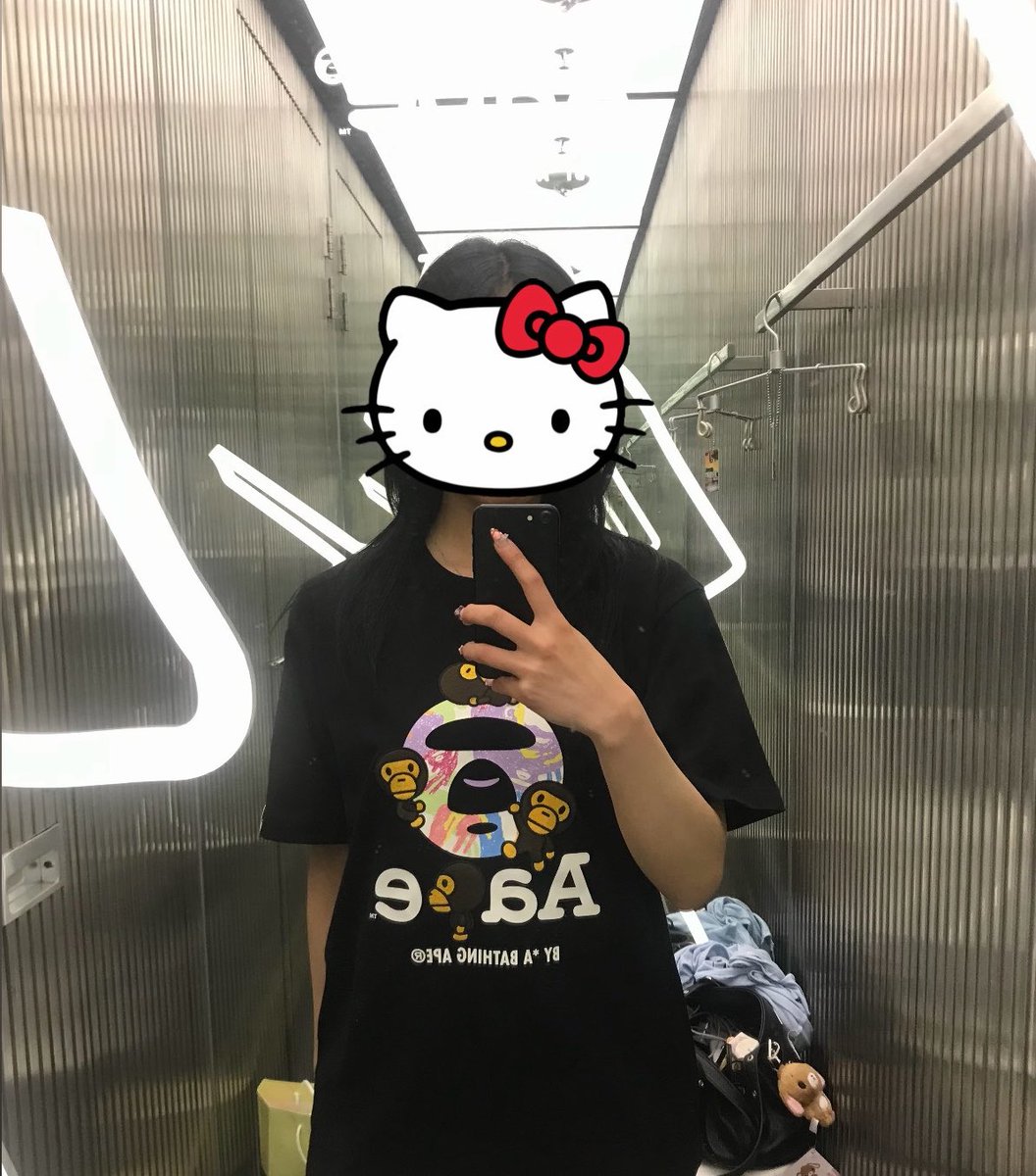 eunmaang's tweet photo. 이거 삿어요 지금 엄청 잘 입고 다니는 중👙🛍️💕 https://t.co/GqMK0gPHCX