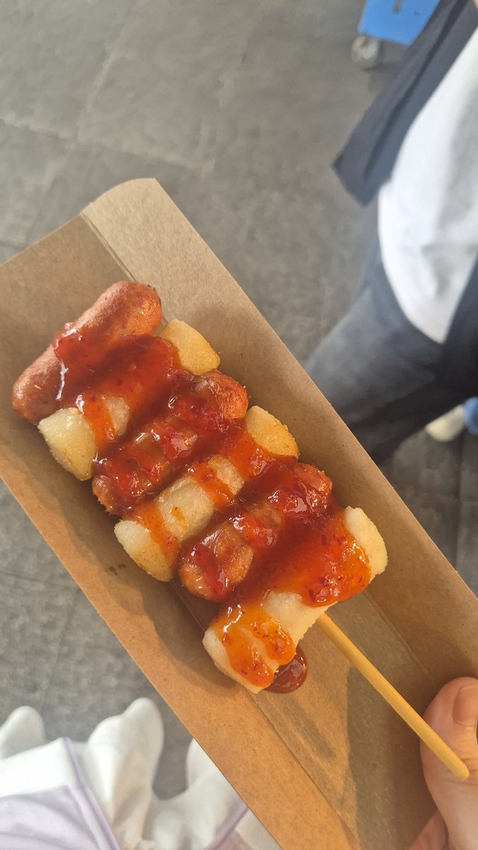 lattes2_sub's tweet photo. 소떡소떡은 최고야🤤🥺🤤🩷🩷( ◜𖥦◝ ) https://t.co/59Cq5eDhYf