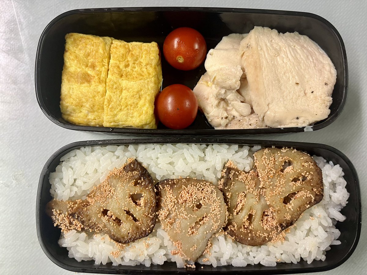 POP_radio24's tweet photo. 今週もお疲れ様でした。
痩せたいので鶏肉をたくさん食べた。 https://t.co/CsGA7KXr7m