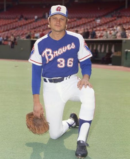 PolyesterUnis's tweet photo. Joe Niekro, 1973 @Braves https://t.co/UaO14MUpS9