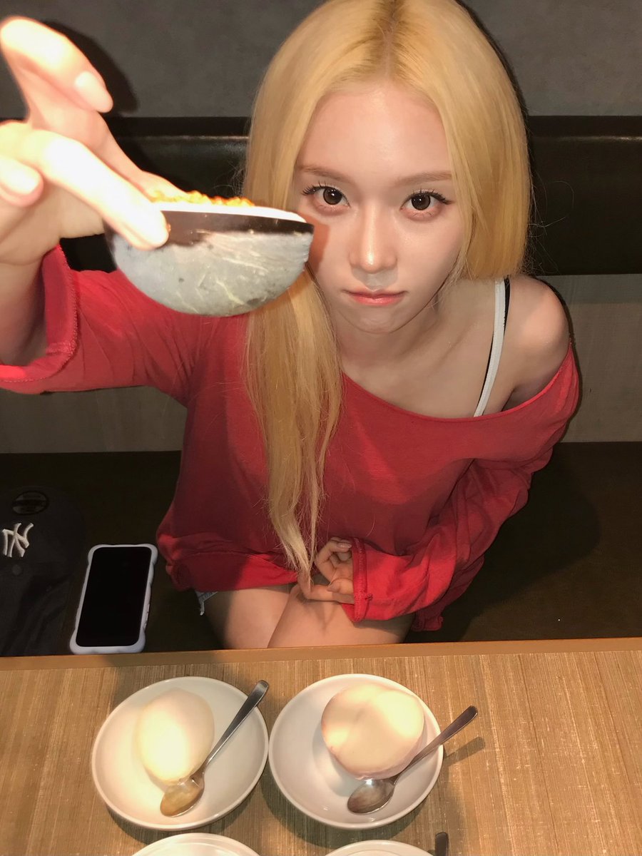 mjkmwntr's tweet photo. 260717 Winter’s Instagram post!

🎧 aimyon • Ai Wo Tsutaetaidatoka 

“👅”

#에스파 #윈터 #WINTER https://t.co/PmMVq6DEFt