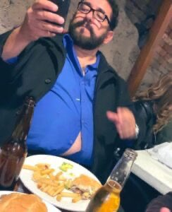 ciudadanochi's tweet photo. No sabia que este porcino fue esposo de la china corrupta Lenia Batres https://t.co/XVWgUPGRWG