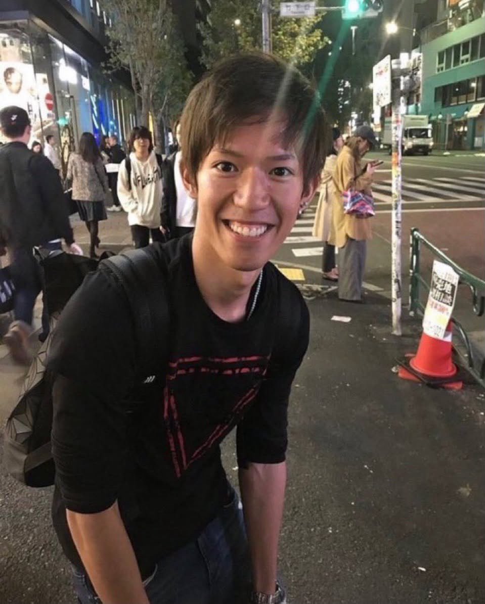 5ydvw's tweet photo. 週7でバイト入れて、知らんVtuberにスパチャする奴 https://t.co/hjO0kt1VHJ