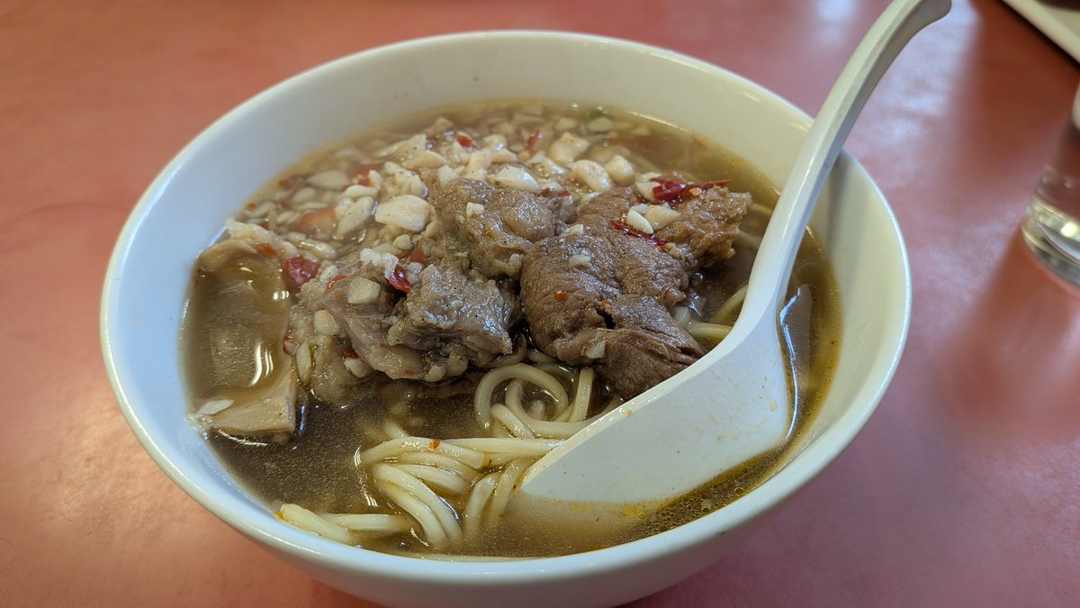 _981008031393's tweet photo. やっぱり味仙はホルモンラーメン https://t.co/EZQur6wuWA