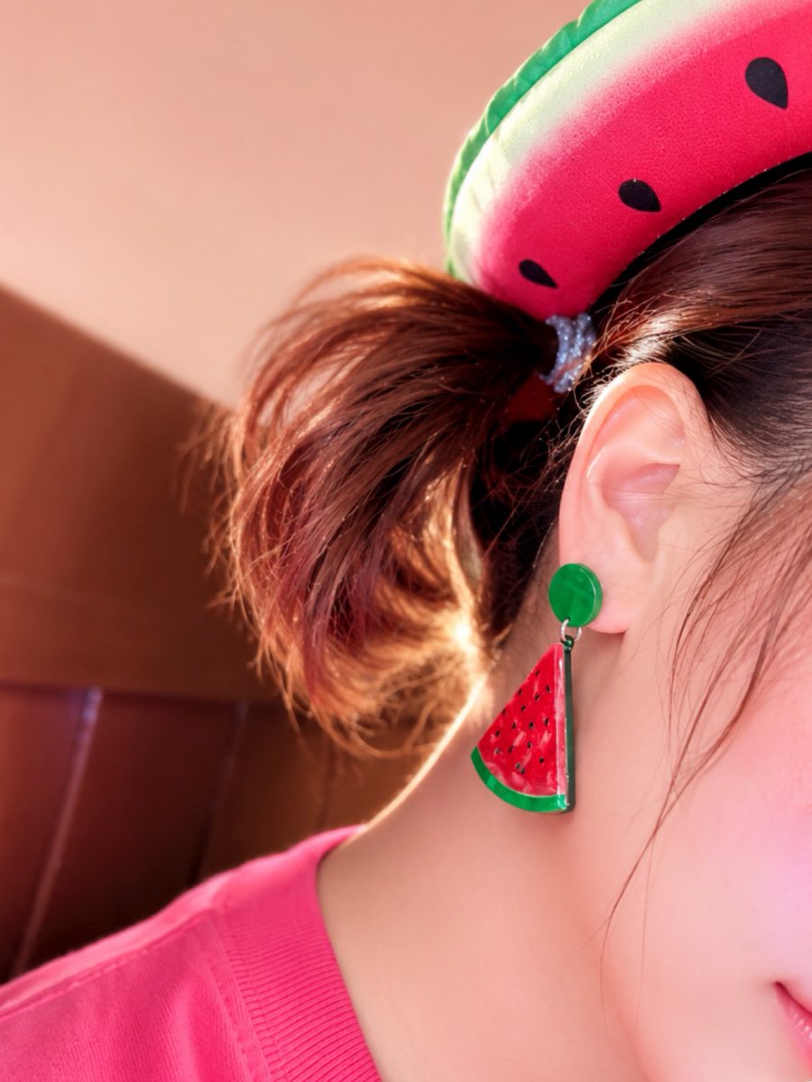 🍉スイカは身体を冷やしてくれる夏の味方✨ 暑い日は、身体の中から