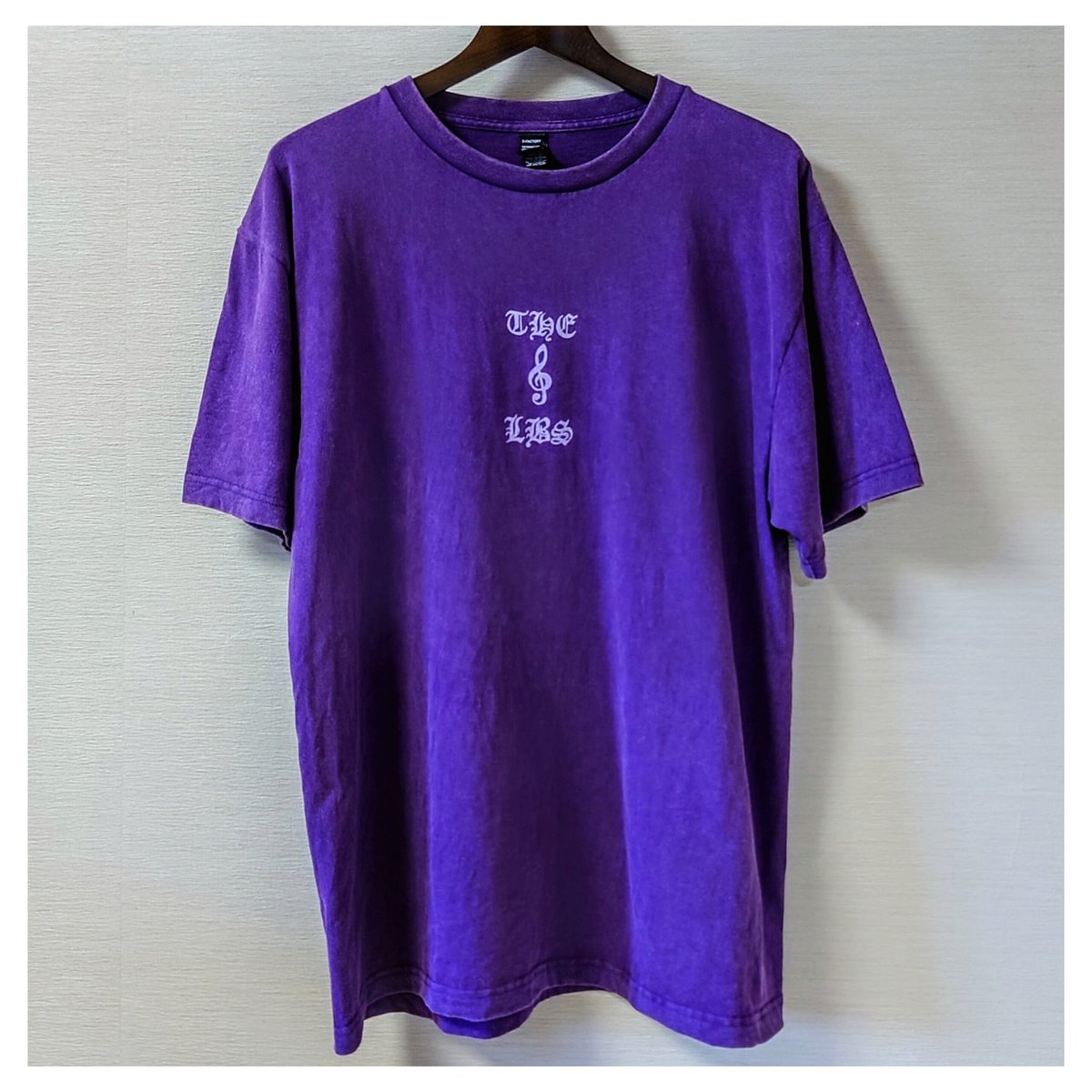 araitakahiro66's tweet photo. “盗賊団 S/S 6.6onz Vintage Tee”
Price･･･￥3,500(tax in)
Color･･･BLACK,PURPLE
Size･･･M,L,XL
[着丈]:69,73,77cm
[身幅]:52,55,58cm
[肩幅]:46,50,54cm
[袖丈]:20,22,24cm https://t.co/tMnWTRRK0V