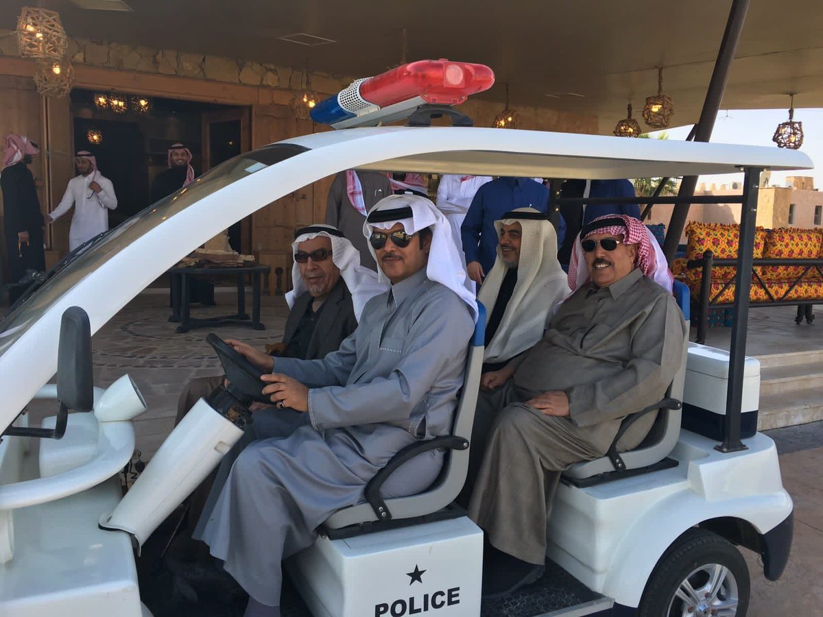 NawafAlmugairen's tweet photo. اللهمّ إنّه عبدك وابن عبدك، خرج من الدّنيا، وسعتها، ومحبوبها، وأحبّائه فيها، إلى ظلمة القبر، وما هو لاقيه. اللهمّ إنّه كان يشهد أنّك لا إله إلّا أنت، وأنّ محمّداً عبدك ورسولك، وأنت أعلم به. اللهمّ إنّا نتوسّل بك إليك، ونقسم بك عليك أن ترحمه ولا تعذّبه، وأن تثبّته عند السّؤال. اللهمّ إنّه نَزَل بك وأنت خير منزولٍ به، وأصبح فقيراً إلى رحمتك، وأنت غنيٌّ عن عذابه. اللهمّ آته برحمتك ورضاك، وقهِ فتنة القبر وعذابه،
#ناصر_المقيرن