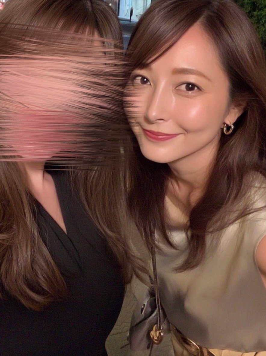 rits_mr's tweet photo. 若い子じゃなくて、46歳の私を選んでくれる方はいますか…？
いたら挙手で教えてください🤚🏻🩷 https://t.co/DPbQexGci3