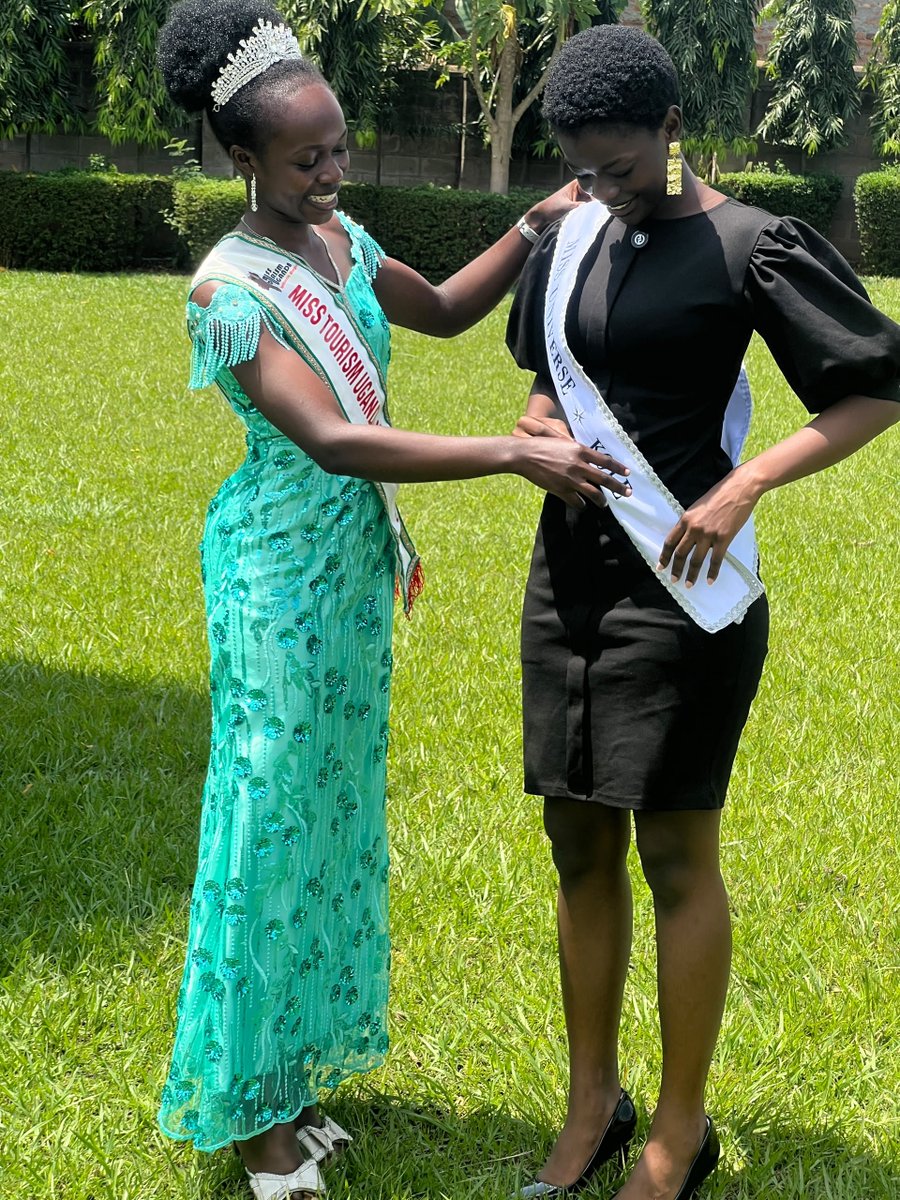 harriet73299's tweet photo. In lango culture we were brought up in a way that we believe so much in unity and team work,we are blessed to have our very own Kimberly jael a very young, beautiful and brilliant lady representing northern region in the miss universe contest,all the best darling sis https://t.co/rwYgU2F5wr