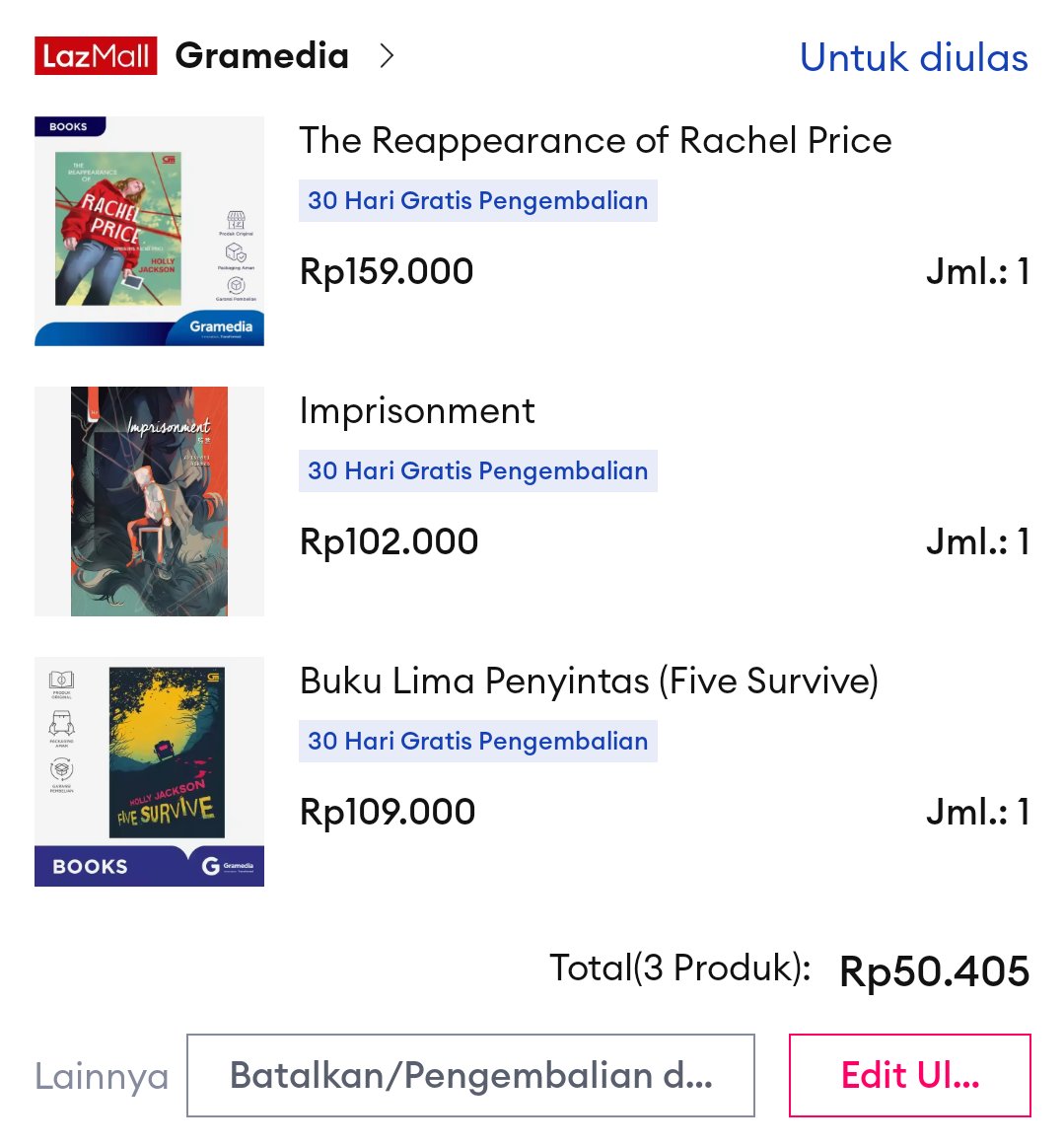 lavenive's tweet photo. @gramedia Dari sekian banyaknya beli buku diskon, baru kali ini dapat buku damage 💔💔 nggak berani retur, soalnya takut nggak bisa beli semurah ini lagi. https://t.co/ONNB3laUBe