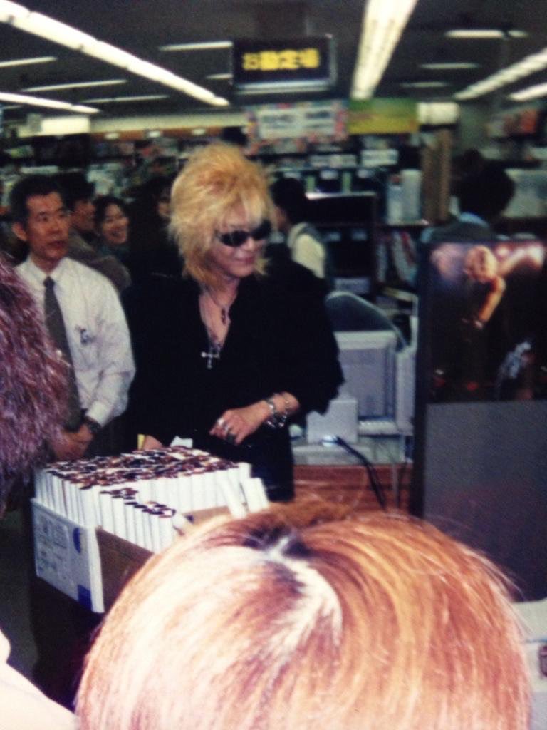syuuei1213's tweet photo. あーもう15年も経ってしまったのか

#taiji
#沢田泰司 https://t.co/TZhZAtGbgW