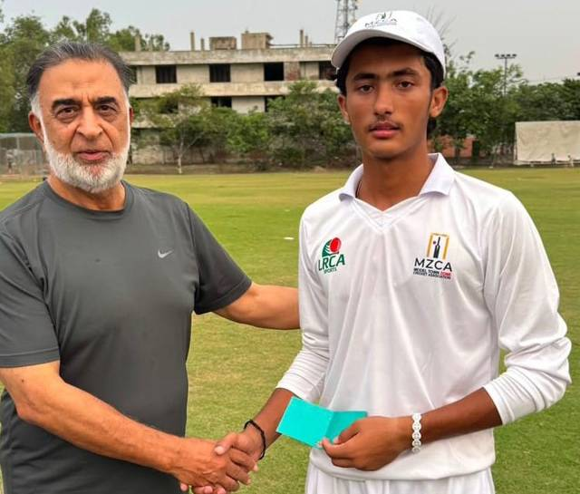 The_Nation's tweet photo. Khawaja Hamid smashes 152 as Model Town Zone outclass City Zone
https://t.co/Gv101Nc0xT
#Khawaja #smashes #modeltown #outclass https://t.co/jxO7dBgitQ
