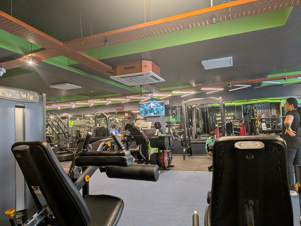 RahulbeGupta's tweet photo. Friday morning with the gym—because consistency beats motivation. 💪 https://t.co/k4RZA9adOn