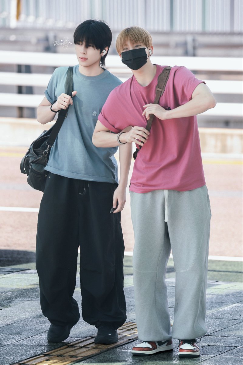 howling_0913's tweet photo. 20260724 ICN 출국

#NEXZ #넥스지 #ネクスジ #NEX2Y 
#소건 #SOGEON #ソゴン
#유우 #YU #ユウ https://t.co/Lyb6L4gLCF