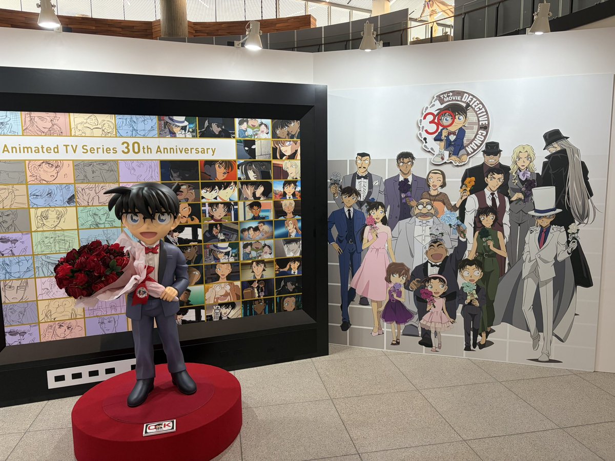 ritu_s2_88's tweet photo. コナン30周年記念展行ってきた🏃🏻‍♂️💨
みんなのビジュが良すぎ〜(ˊo̴̶̷̤  ̫ o̴̶̷̤ˋ)♡
終始かっこいい💕かわいい💕言いまくってた笑
フッ軽なリア友に感謝🙏✨ https://t.co/SqIhaumkVL