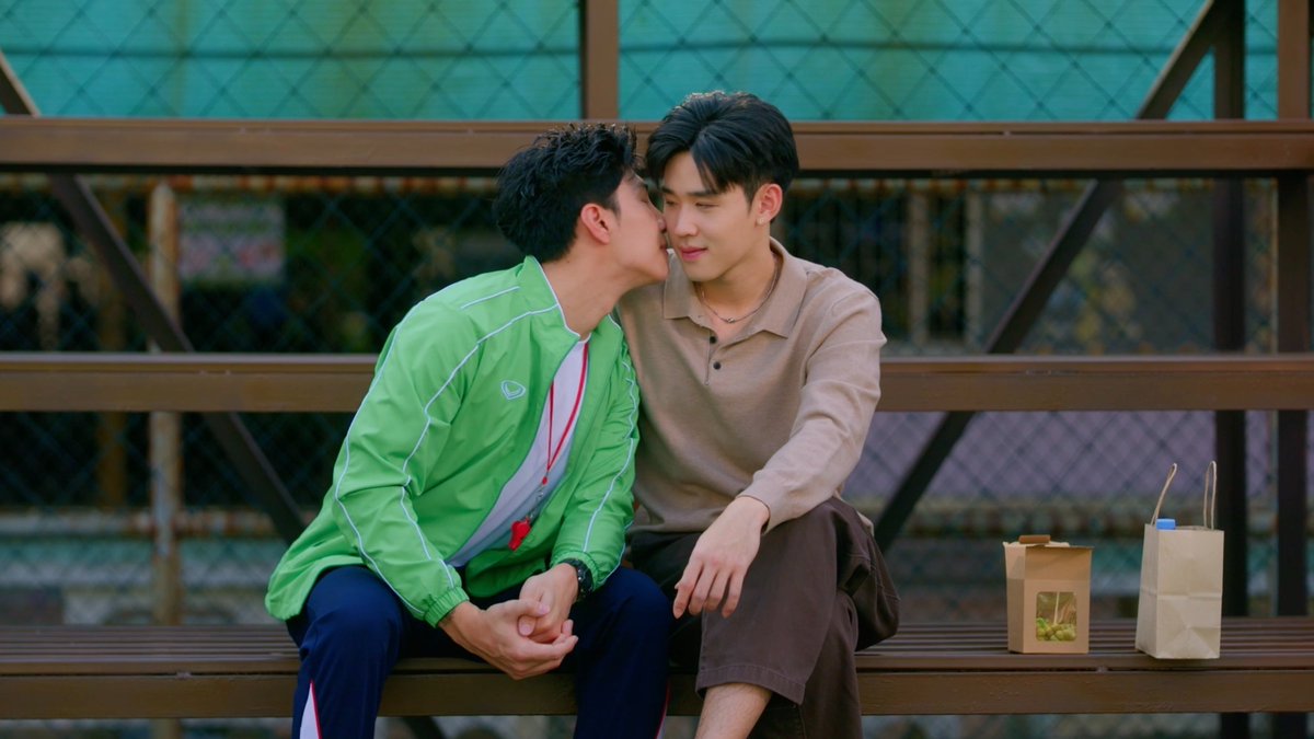 GMMTV's tweet photo. เอาเรื่องนะครู!!!!!!!!

#ADogAndAPlaneEP9
@mond_tanutchai @ryuptb https://t.co/4d2xwjzXL2