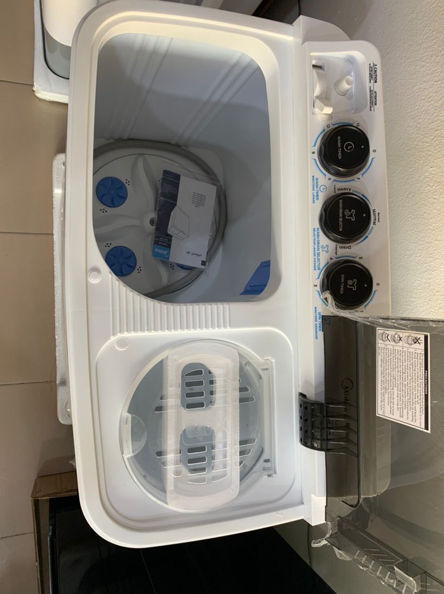 cavo_vin's tweet photo. MIDEA 7KG Twin Tub Washing Machine

🏷 188,000 https://t.co/BuovUie03M