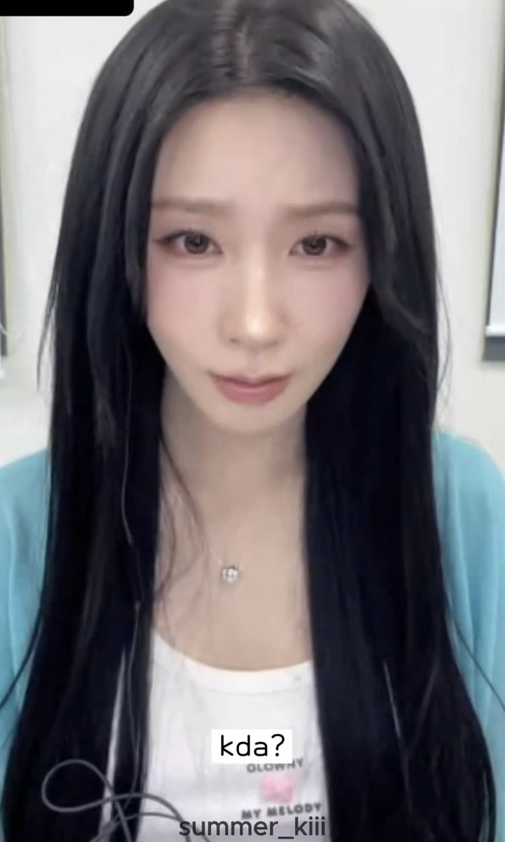 jjangmiyeon's tweet photo. 2yeon the moment you ask them about the rumored k/da cb: https://t.co/12vnWHJ5pl