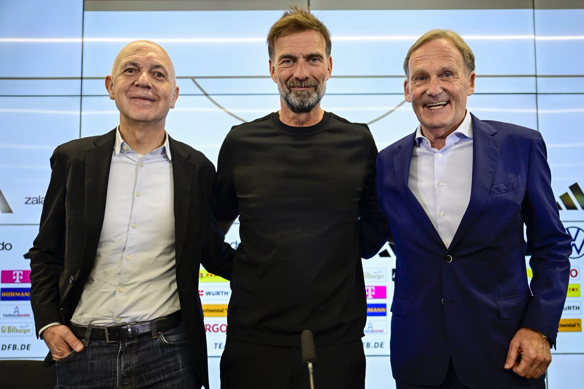 isangostar's tweet photo. #ISANGOSPORTS

Jürgen Klopp yashyize umukono ku masezerano yo gutoza ikipe y’u Budage azageza muri Nyakanga 2030. https://t.co/Ii1mYgioZa