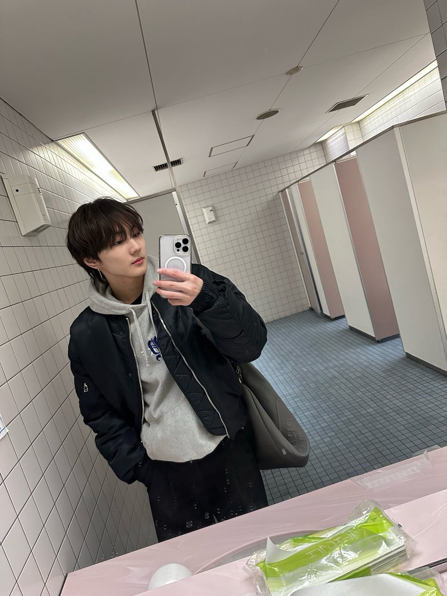 애으쩡 𓂃 tweet media