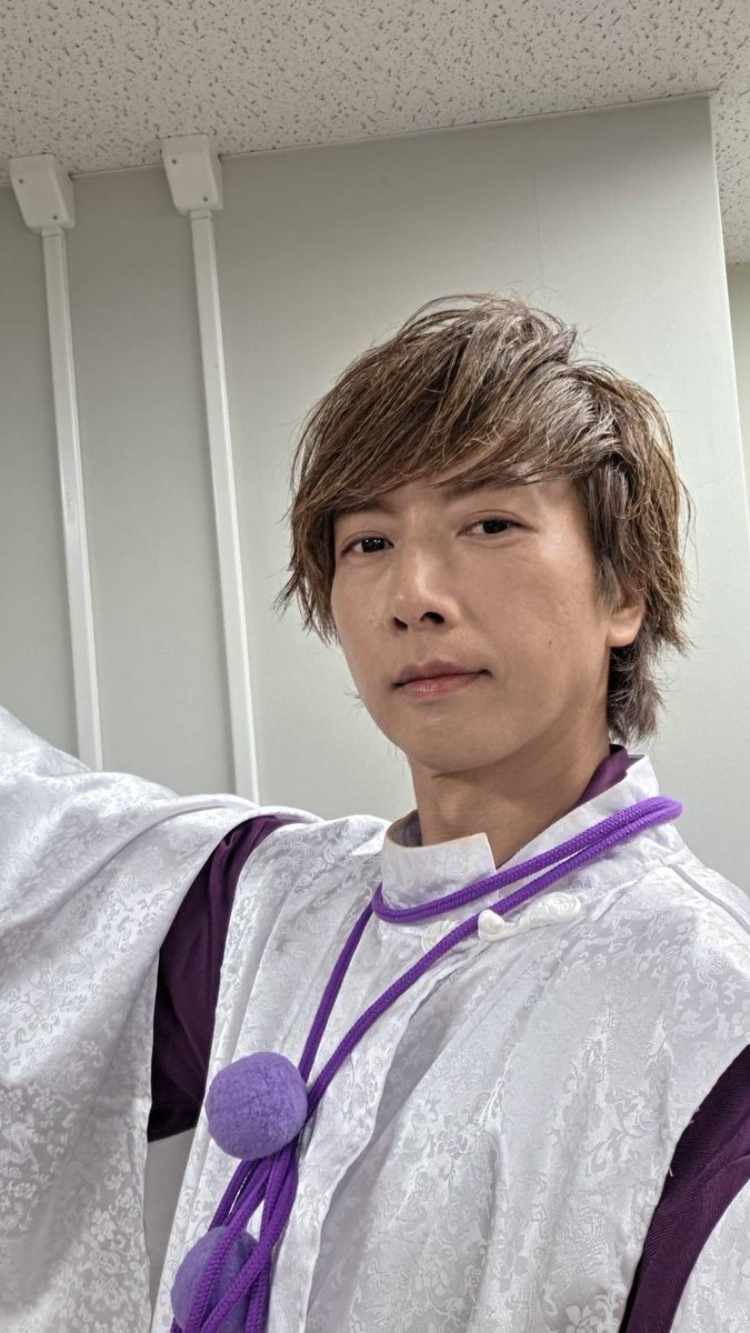 tomohisa0413's tweet photo. #トライディア
「隣人おとぎ注意報」初日お越しの皆さまありがとうござい！！ます‼️

高校生役（黒い中年）です！！www

26(日)はまた違う役でおります
さて何役でしょう？
#おと注 https://t.co/7vkk2T1zyy