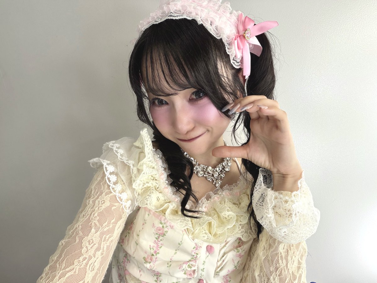mizuki_fuyu22's tweet photo. IDOLHOUSE 深月フユでした🐈‍⬛❄️ https://t.co/F5lArSENNC