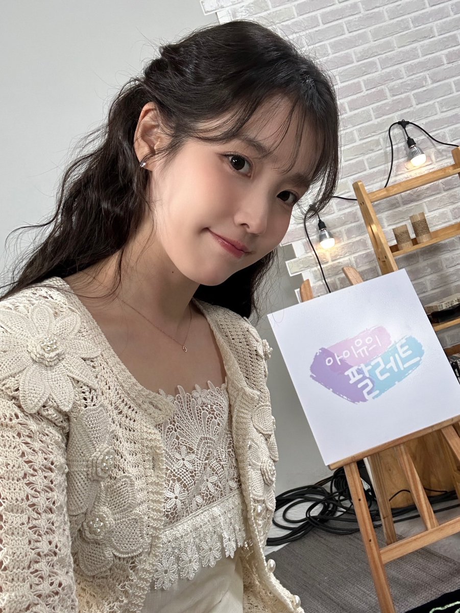 gyeoul07's tweet photo. 今日先生と耳管開放症の治療方教えて下さったけど歌手と耳管の相性が悪いと言うか生活するのに結構しんどいはず🥺私は三半規管の問題でかなり時間掛けて治療したから、あいゆちゃんも美味しいもの食べて水分とってゆっくり休んでほしいな~ https://t.co/ckce652xDP