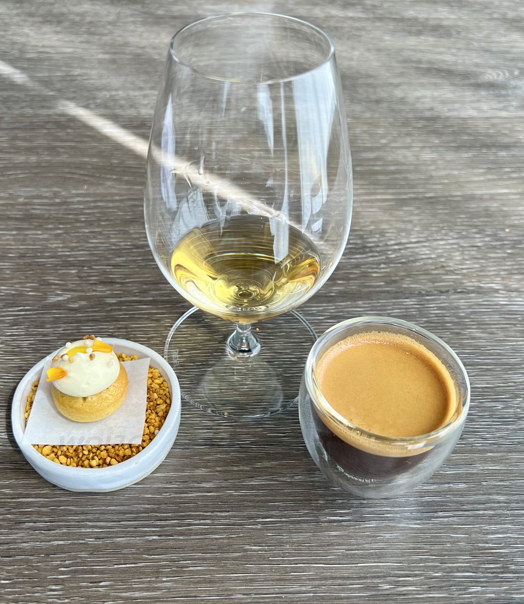 tug's tweet photo. End of lunch at Folium in the JQ https://t.co/NPqCx3CHxB